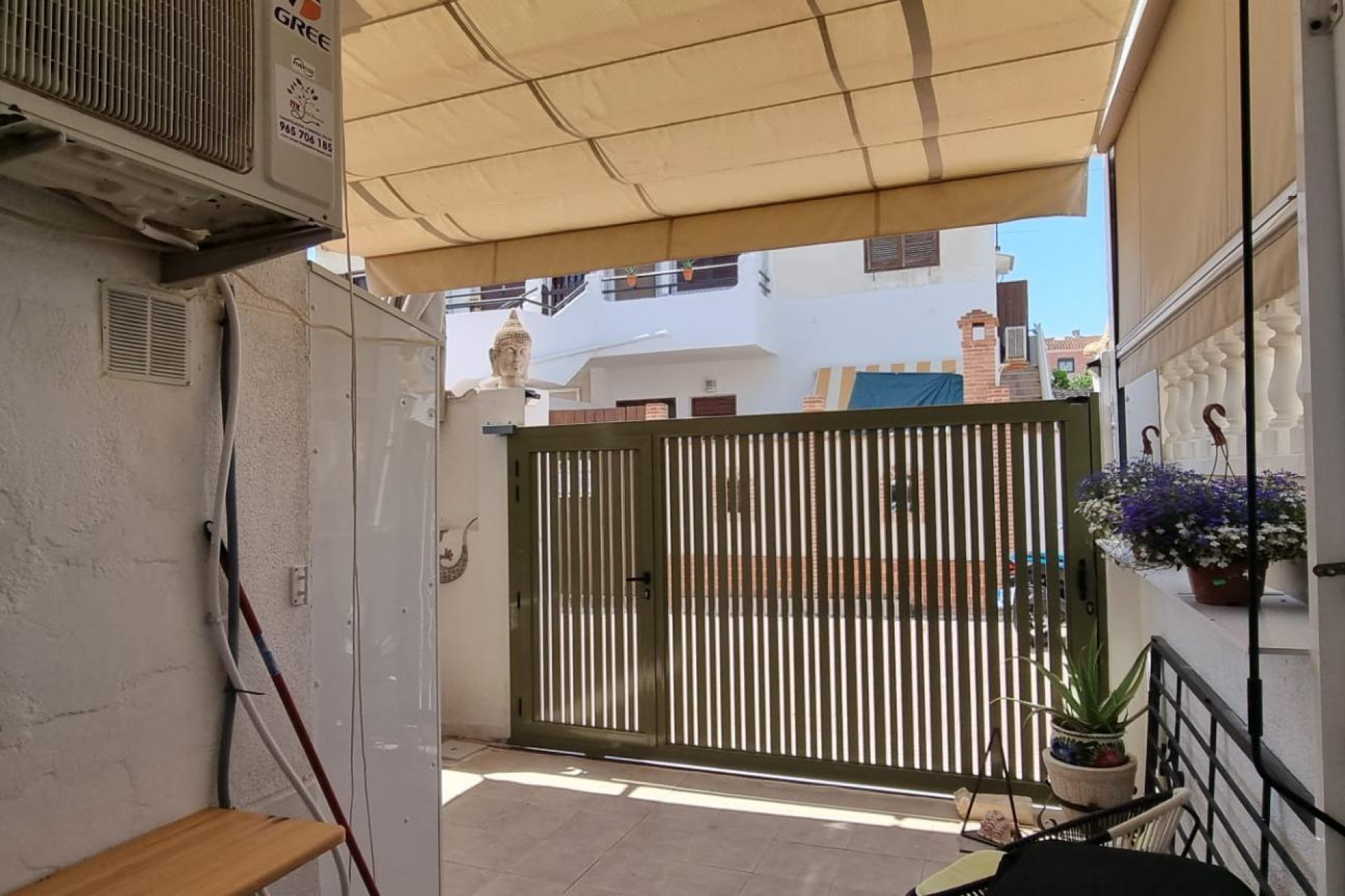 Resale - Triplex - Torrevieja - Estacion de autobuses