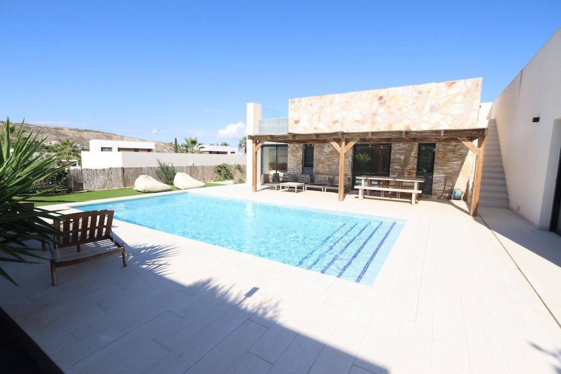 Resale - Villa - Algorfa - Comunidad valenciana
