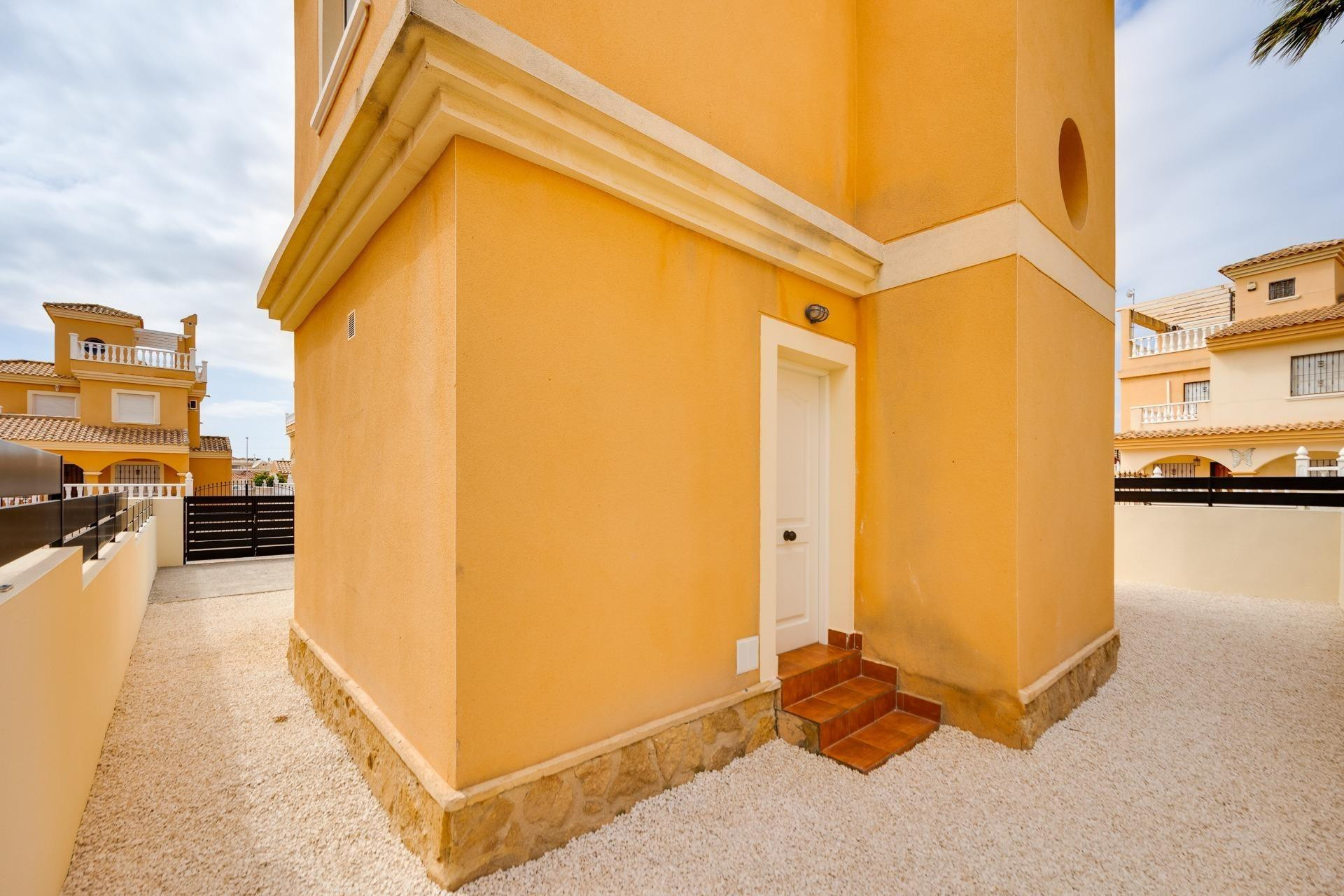 Resale - Villa - Algorfa - Costa blanca sur