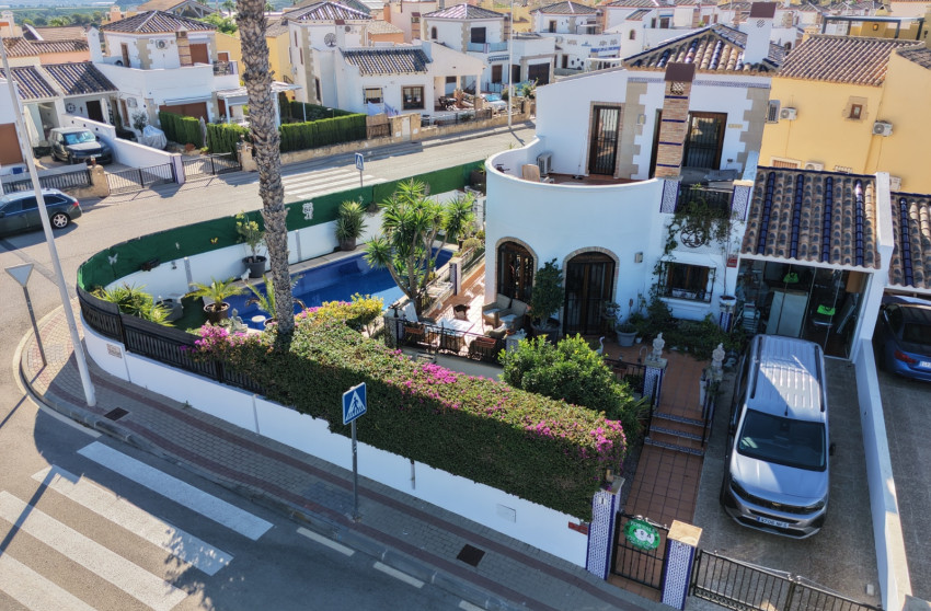 Resale - Villa - Algorfa - La Finca Golf Resort