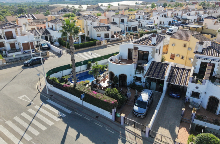 Resale - Villa - Algorfa - La Finca Golf Resort