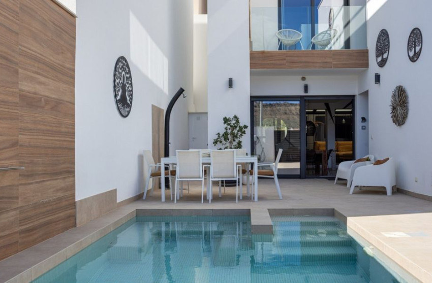 Resale - Villa - Benijófar