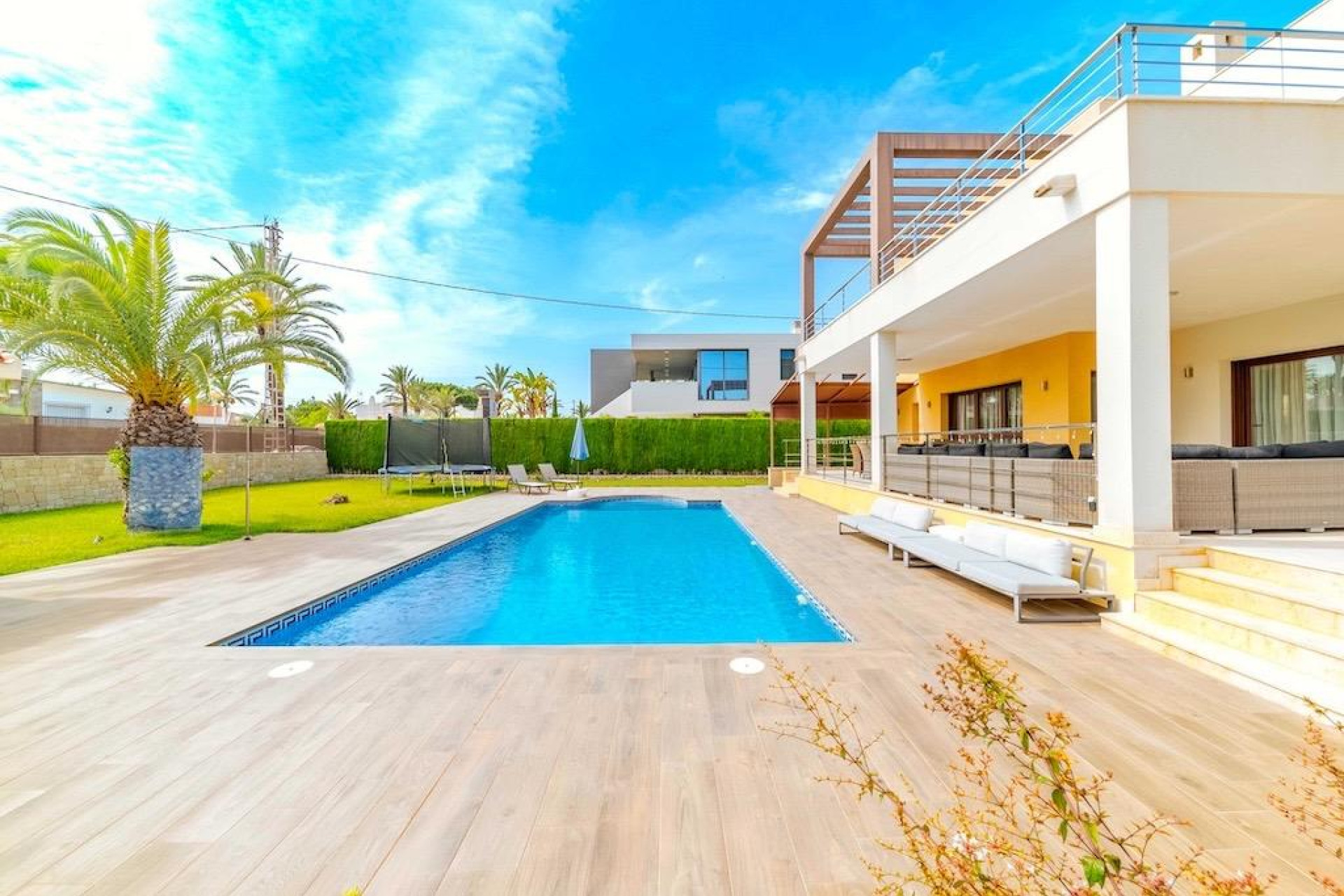 Resale - Villa - Cabo Roig - Costa blanca