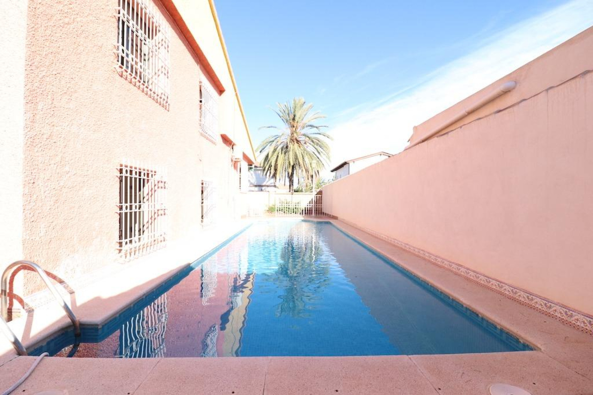 Resale - Villa - Cabo Roig - MUY CERCA DE LA PLAYA