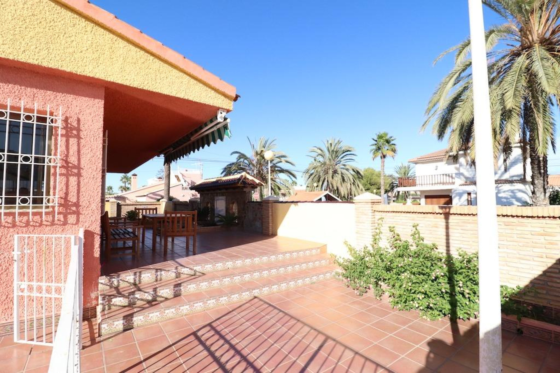 Resale - Villa - Cabo Roig - MUY CERCA DE LA PLAYA