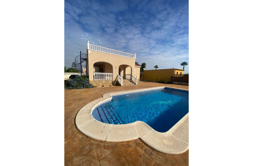 Resale - Villa - Catral - Costa Blanca