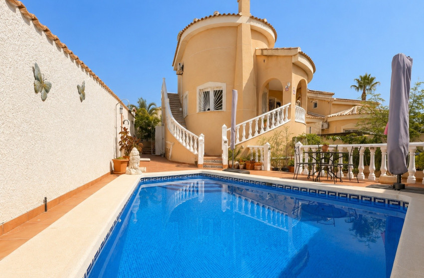 Resale - Villa - Ciudad Quesada