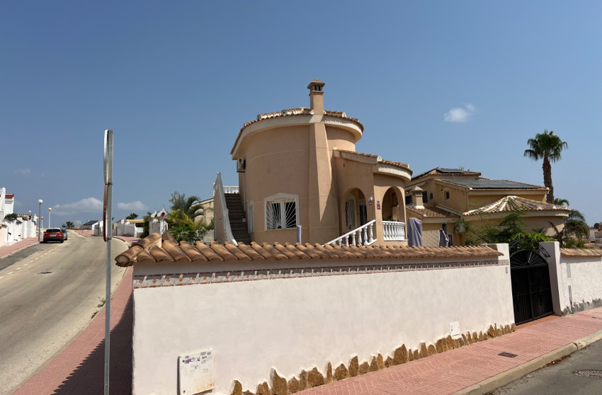 Resale - Villa - Ciudad Quesada