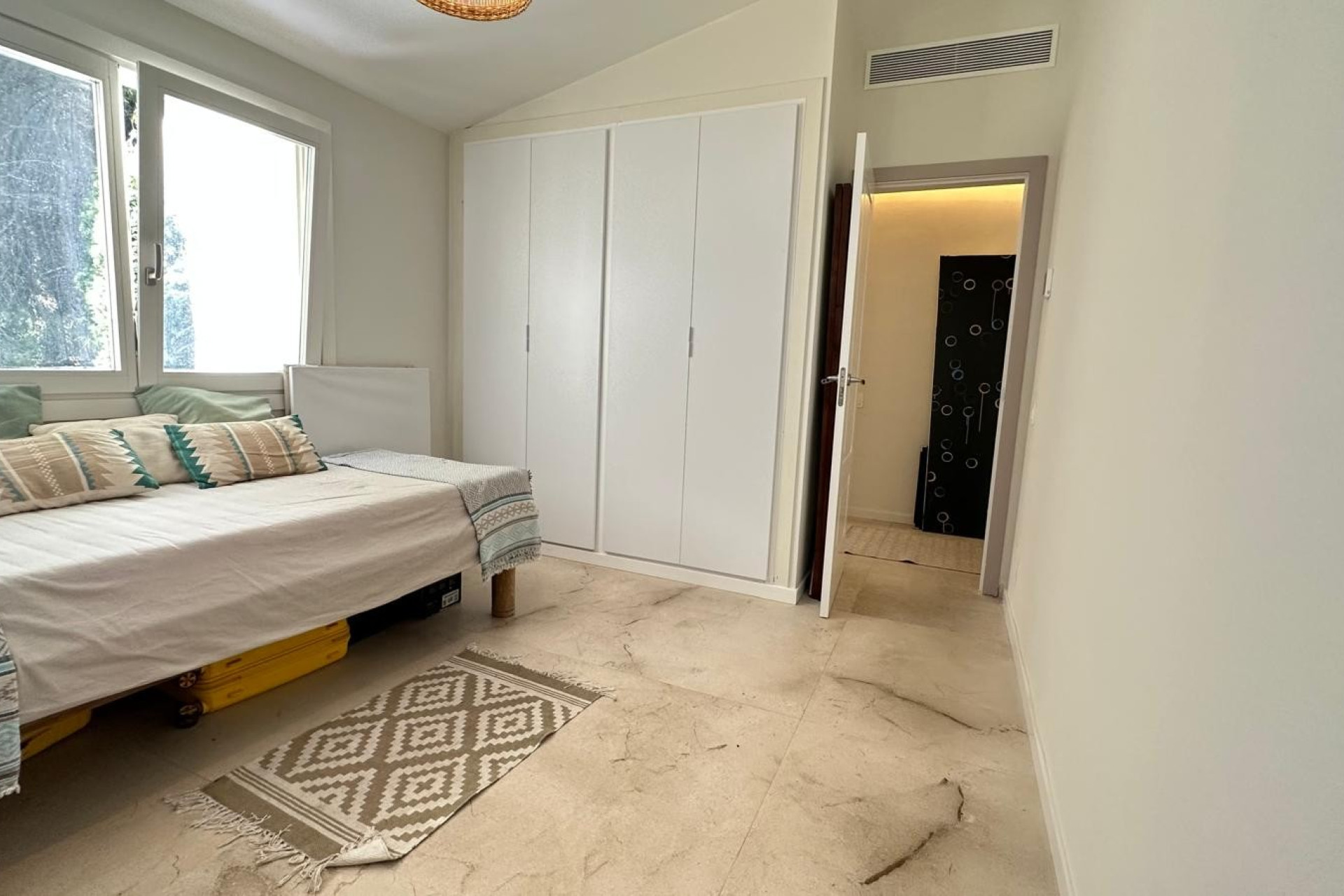 Resale - Villa - Costa de la Calma - Calvià