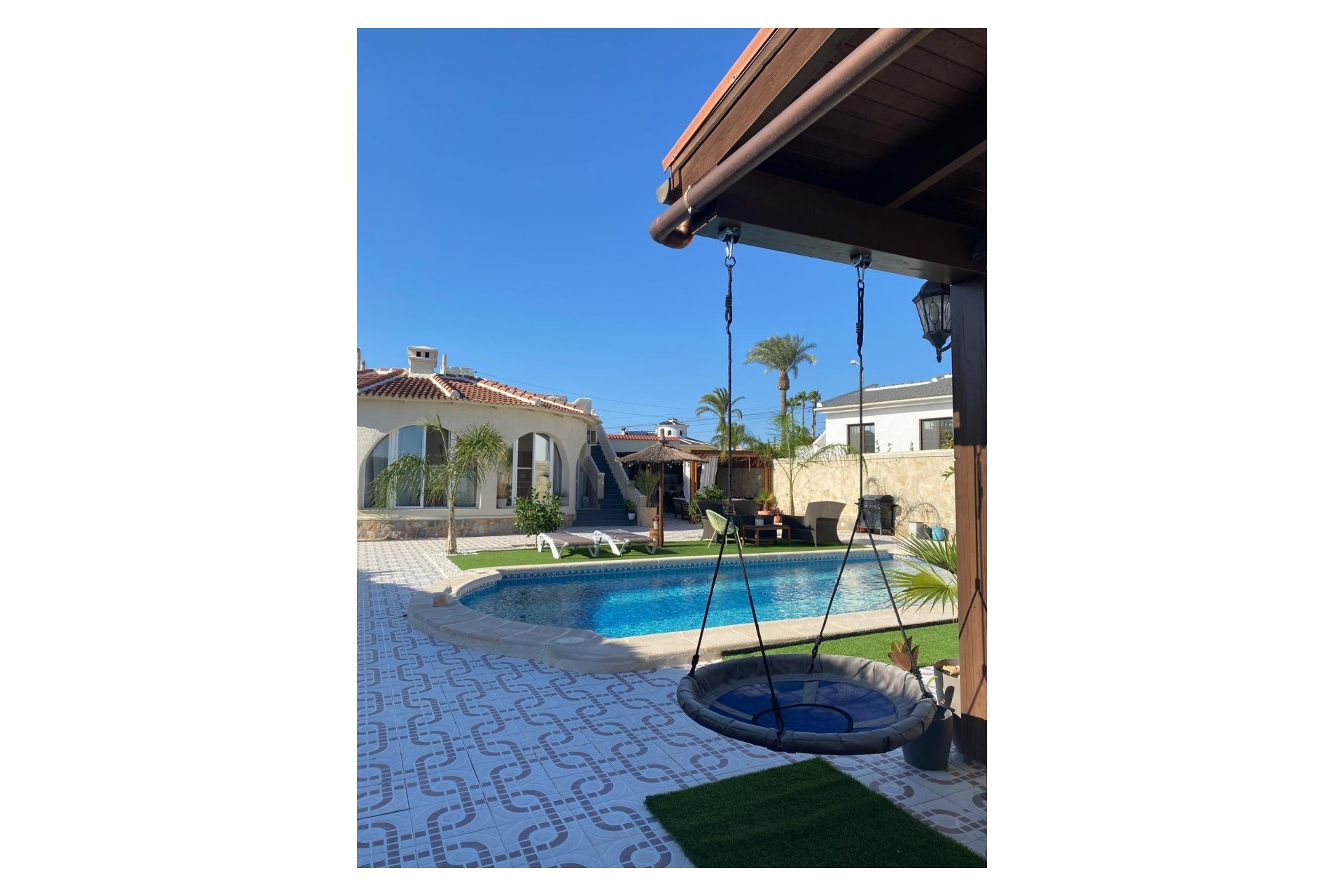 Resale - Villa / Detached - Ciudad Quesada - Quesada Center