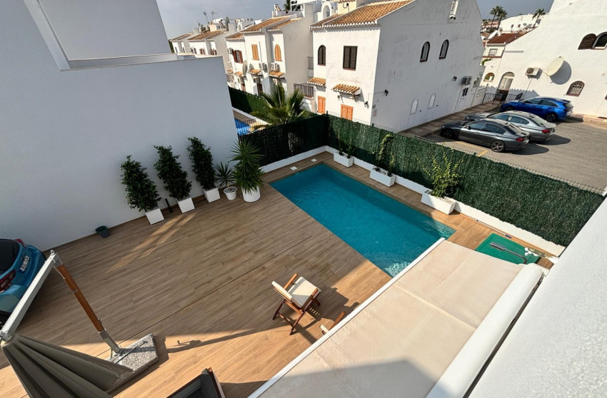 Resale - Villa Detached - Ciudad Quesada