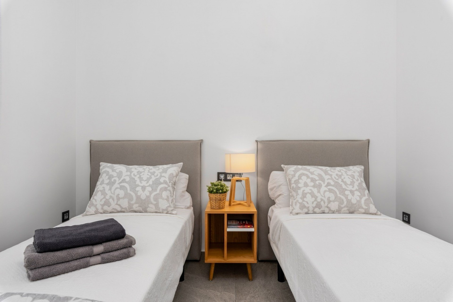 Resale - Villa Detached - Guardamar del Segura - EL RASO