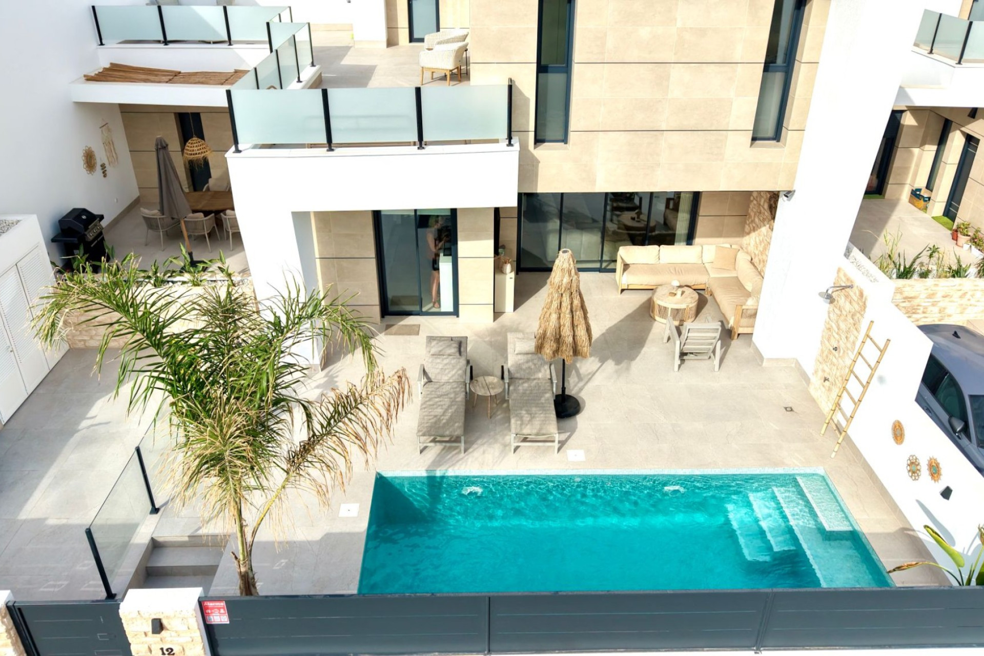 Resale - Villa * - Dolores