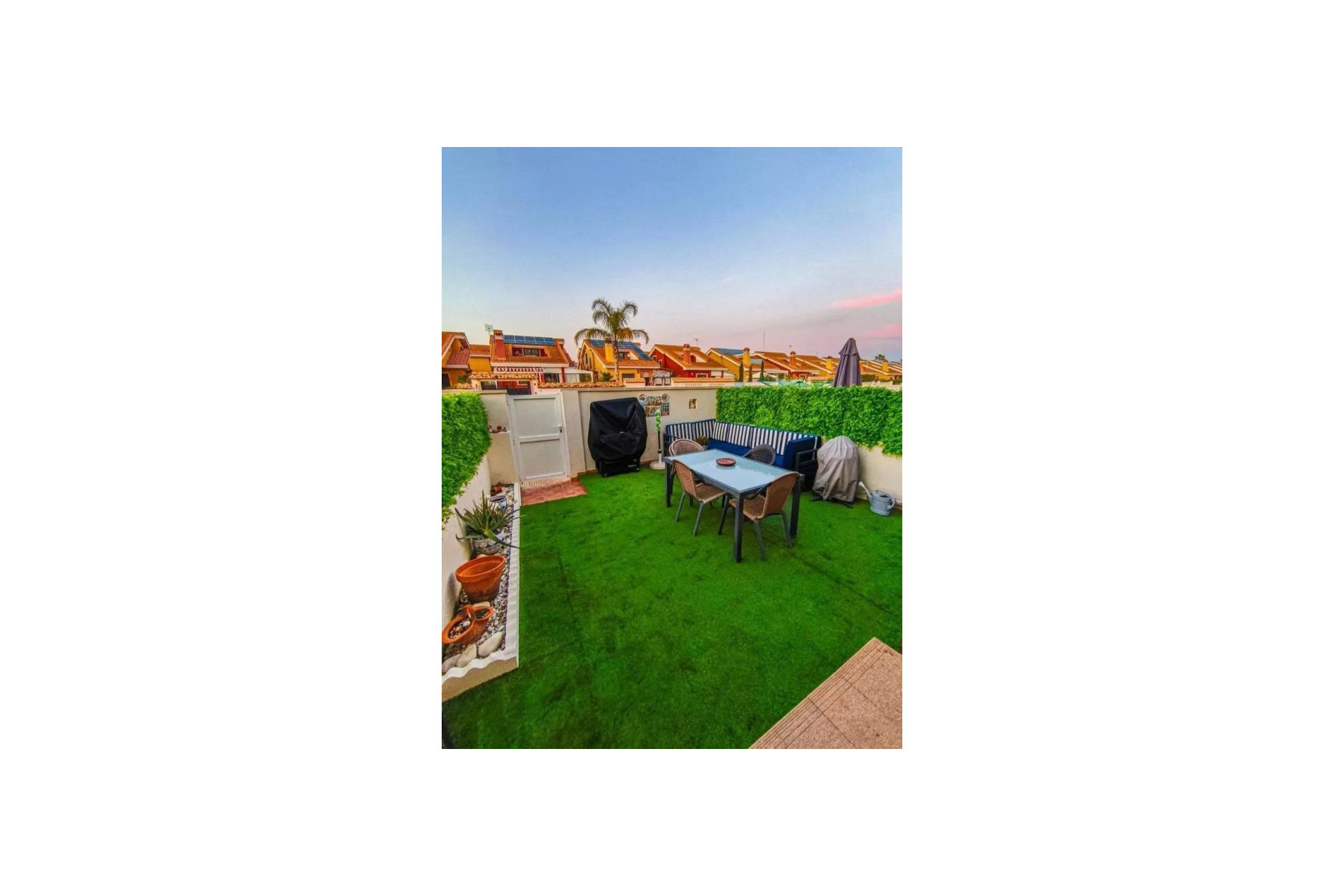 Resale - Villa - Guardamar del Segura - Urb el raso