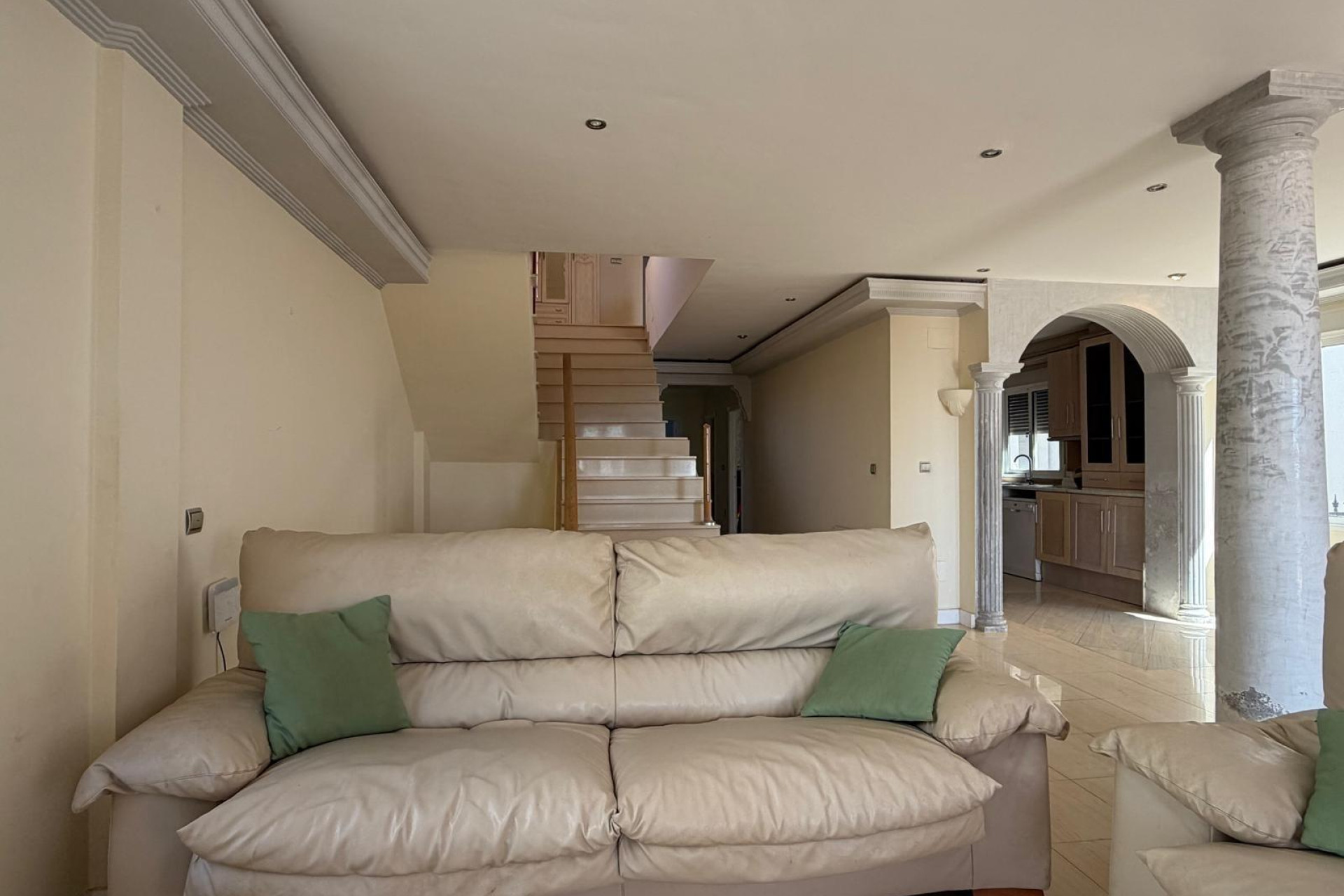 Resale - Villa - Jacarilla - Comunidad valenciana