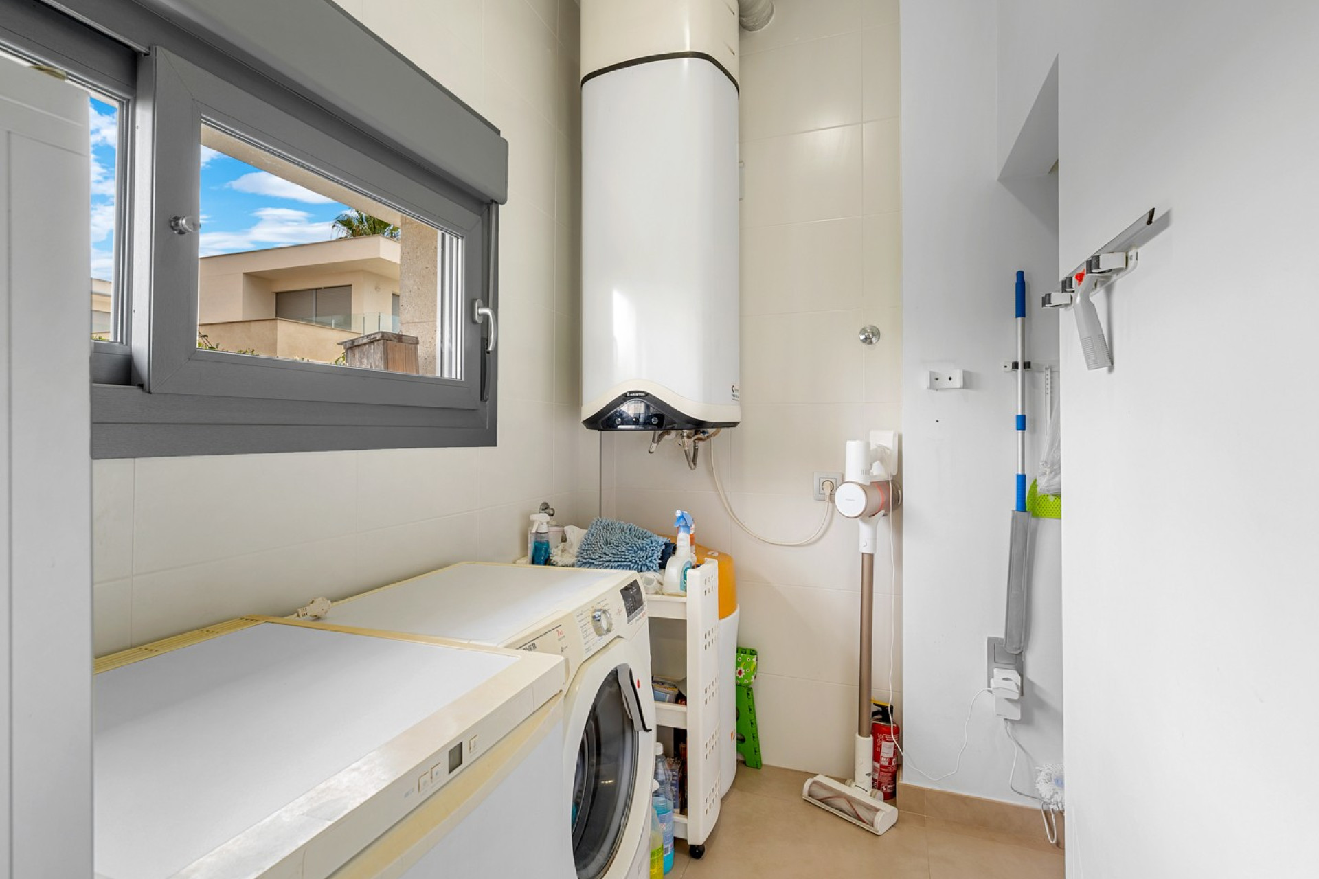 Resale - Villa - Jacarilla - Vistabella