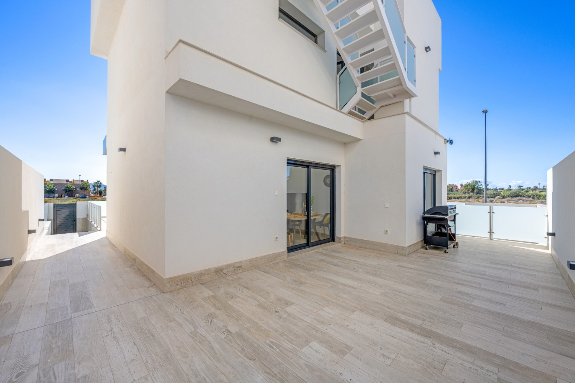 Resale - Villa - Los Alcazares