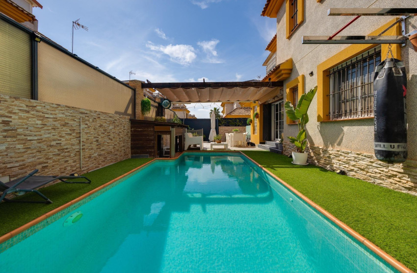 Resale - Villa - Los Montesinos - Costa blanca sur