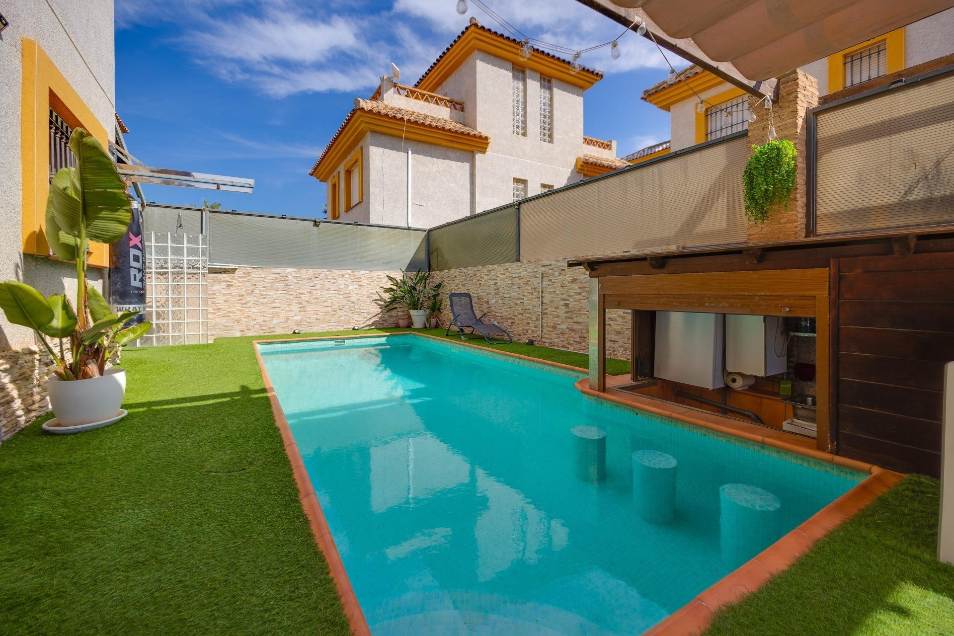 Resale - Villa - Los Montesinos - Costa blanca sur