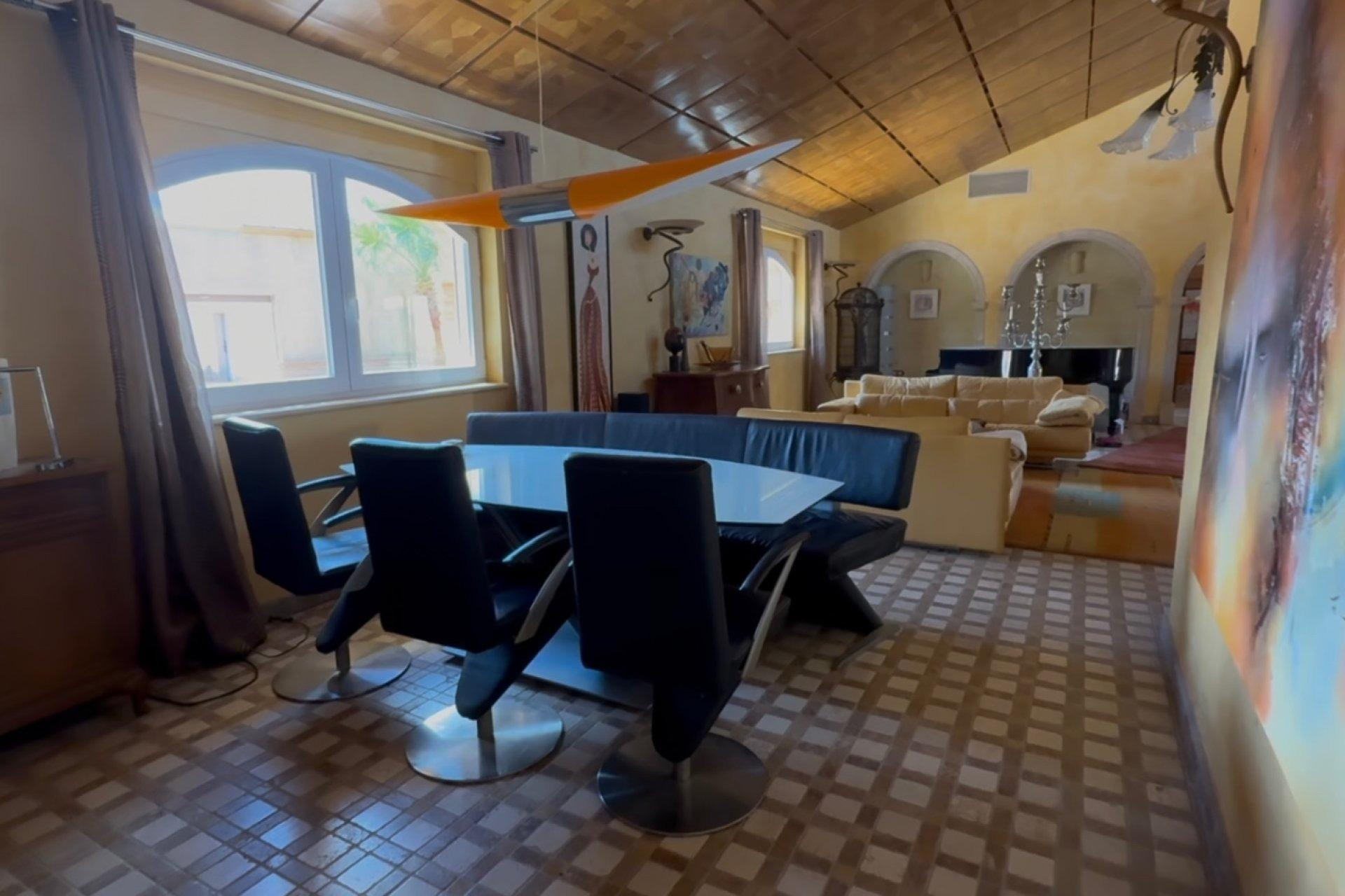 Resale - Villa - Los Nietos - Nietos  Los