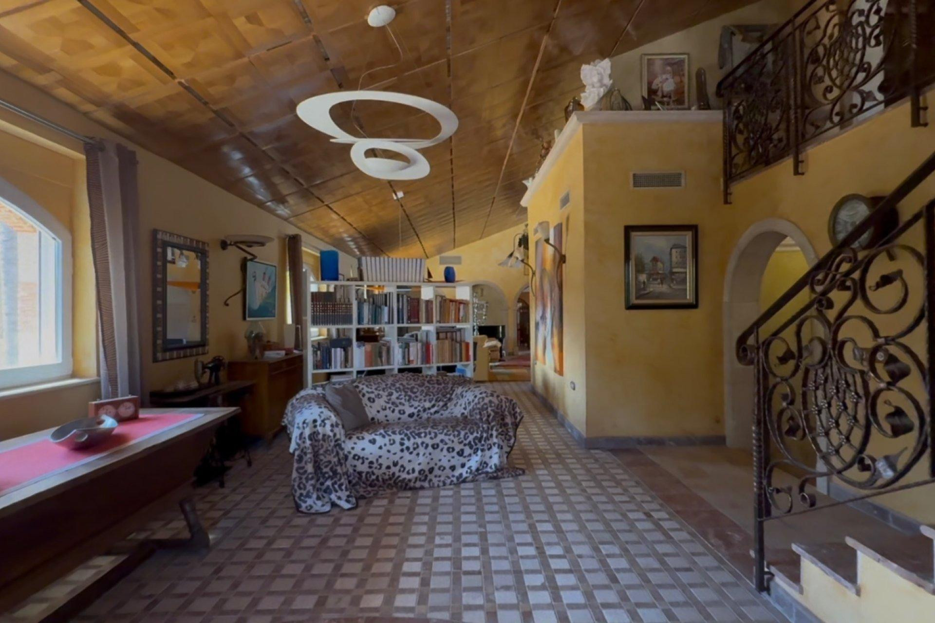 Resale - Villa - Los Nietos - Nietos  Los