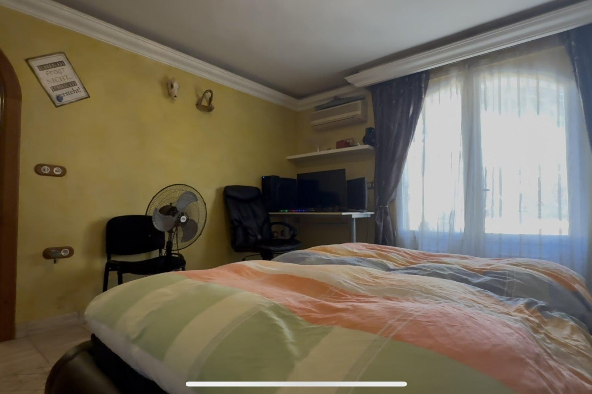 Resale - Villa - Los Nietos - Nietos  Los