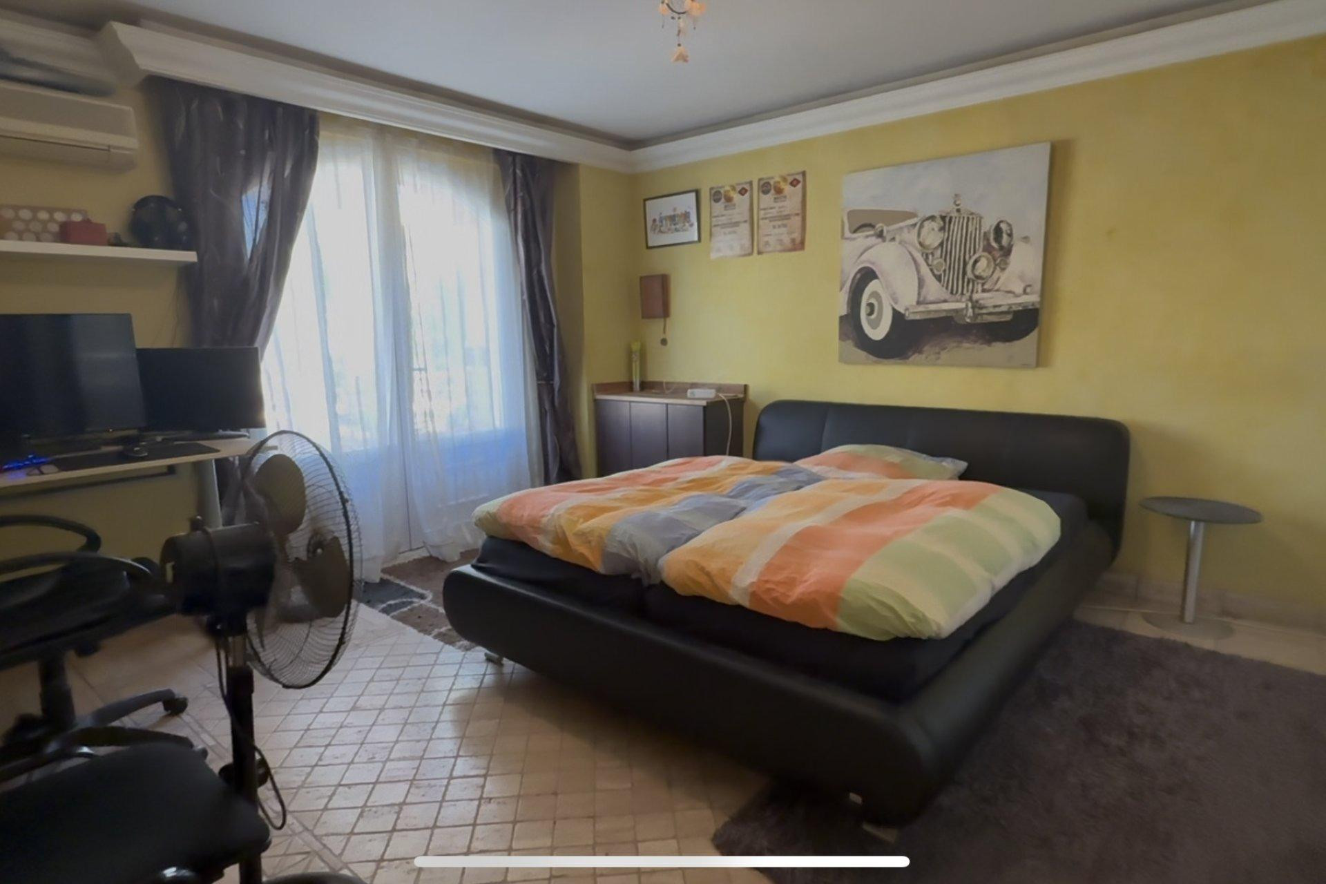 Resale - Villa - Los Nietos - Nietos  Los