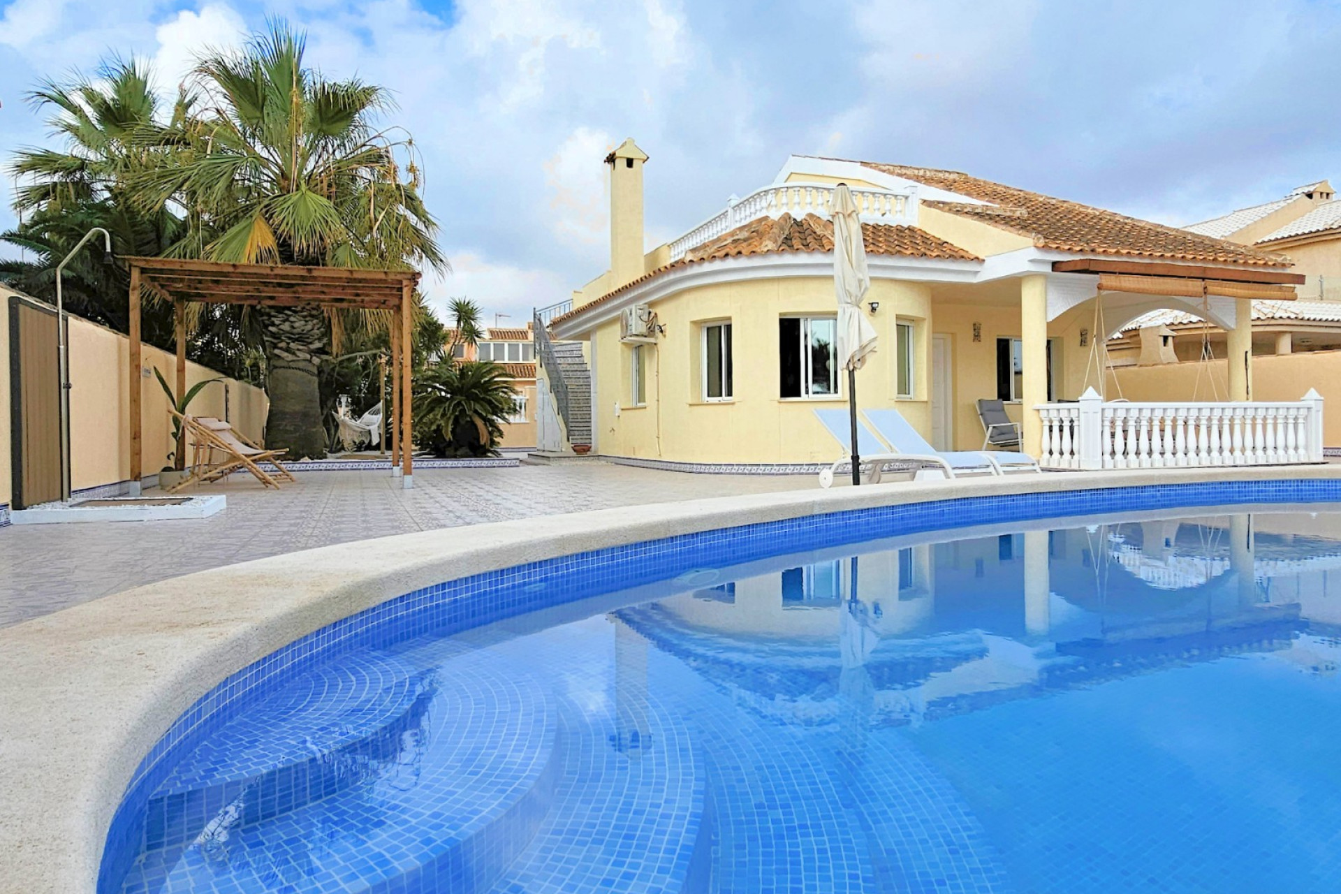 Resale - Villa - Los Urrutias - Estrella De Mar