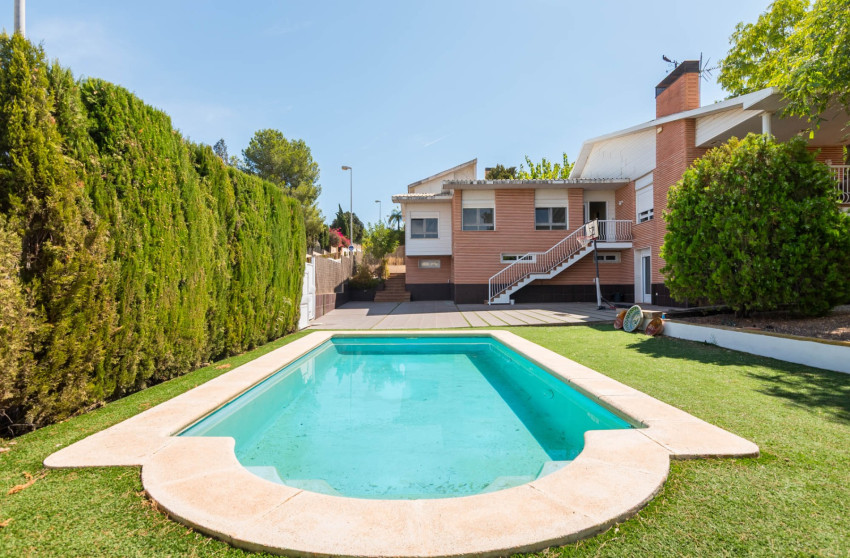 Resale - Villa - MOLINA DEL SEGURA