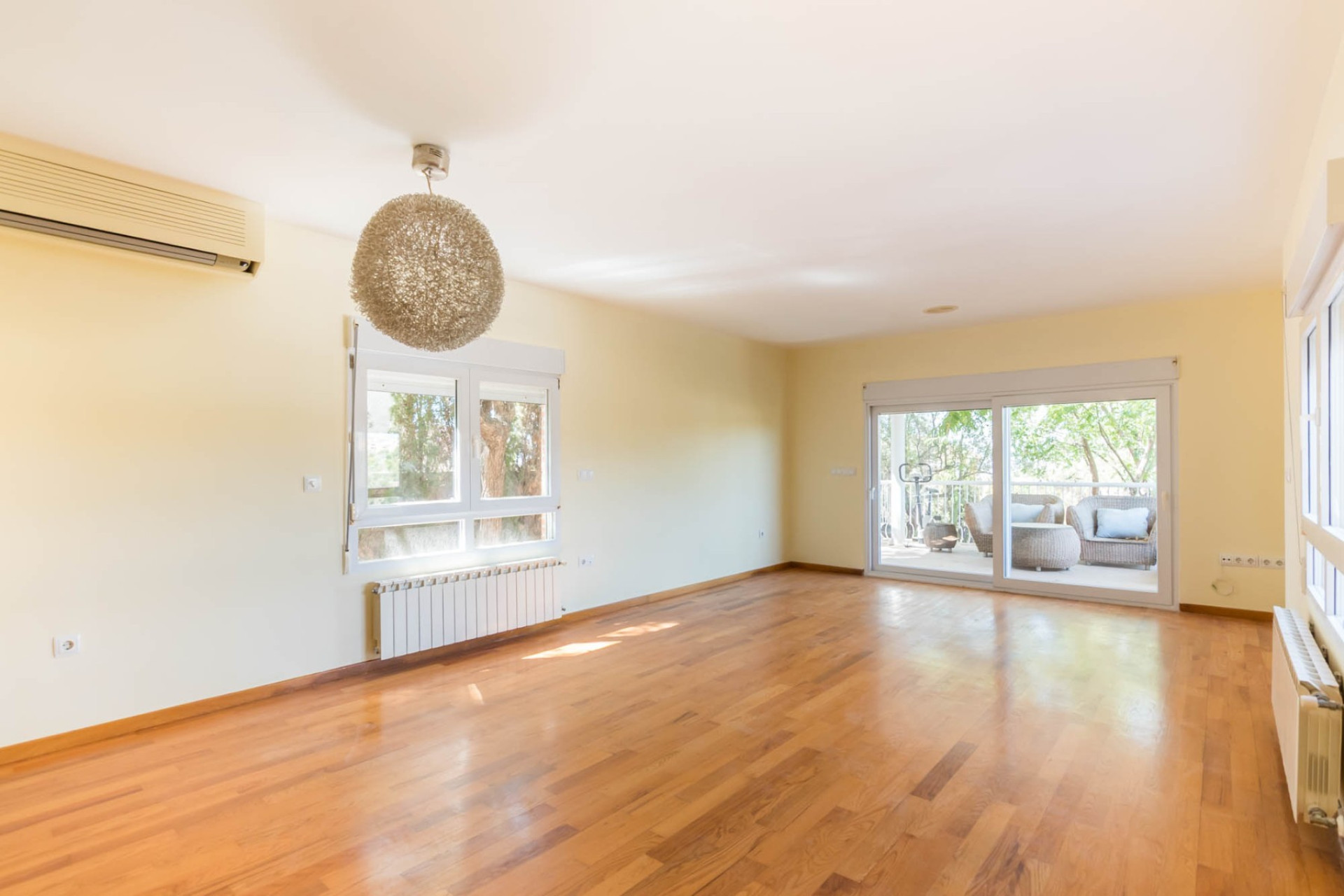 Resale - Villa - MOLINA DEL SEGURA