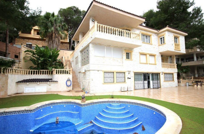 Resale - Villa - Orihuela Costa - Altos de Campoamor