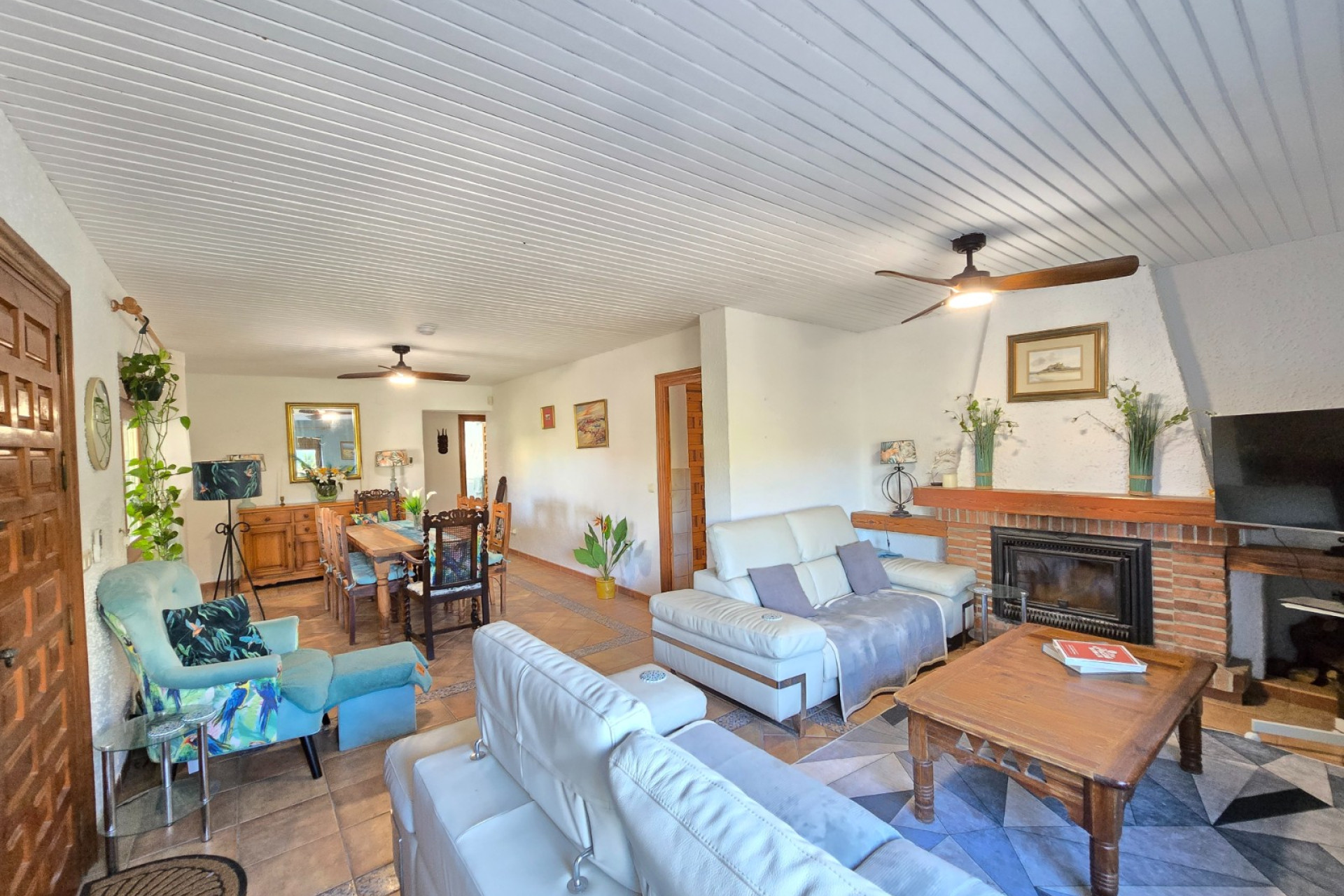 Resale - Villa * - Orihuela Costa - Cabo Roig *