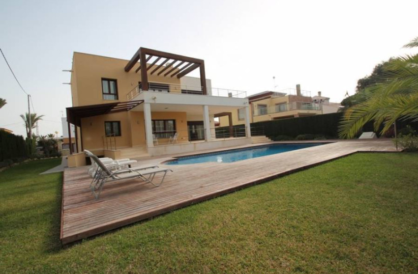 Resale - Villa - Orihuela Costa - Cabo Roig