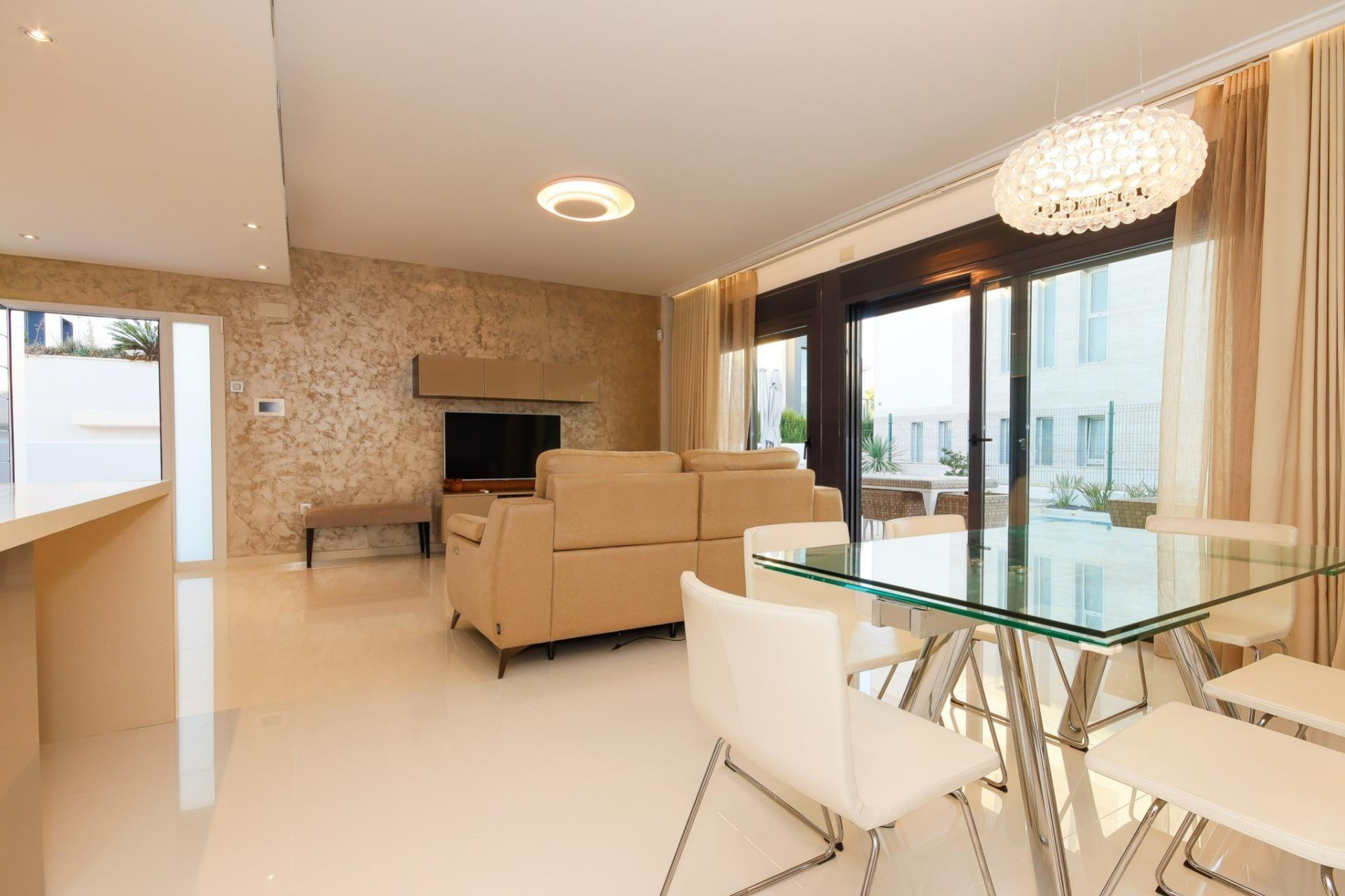 Resale - Villa - Orihuela Costa - Campoamor