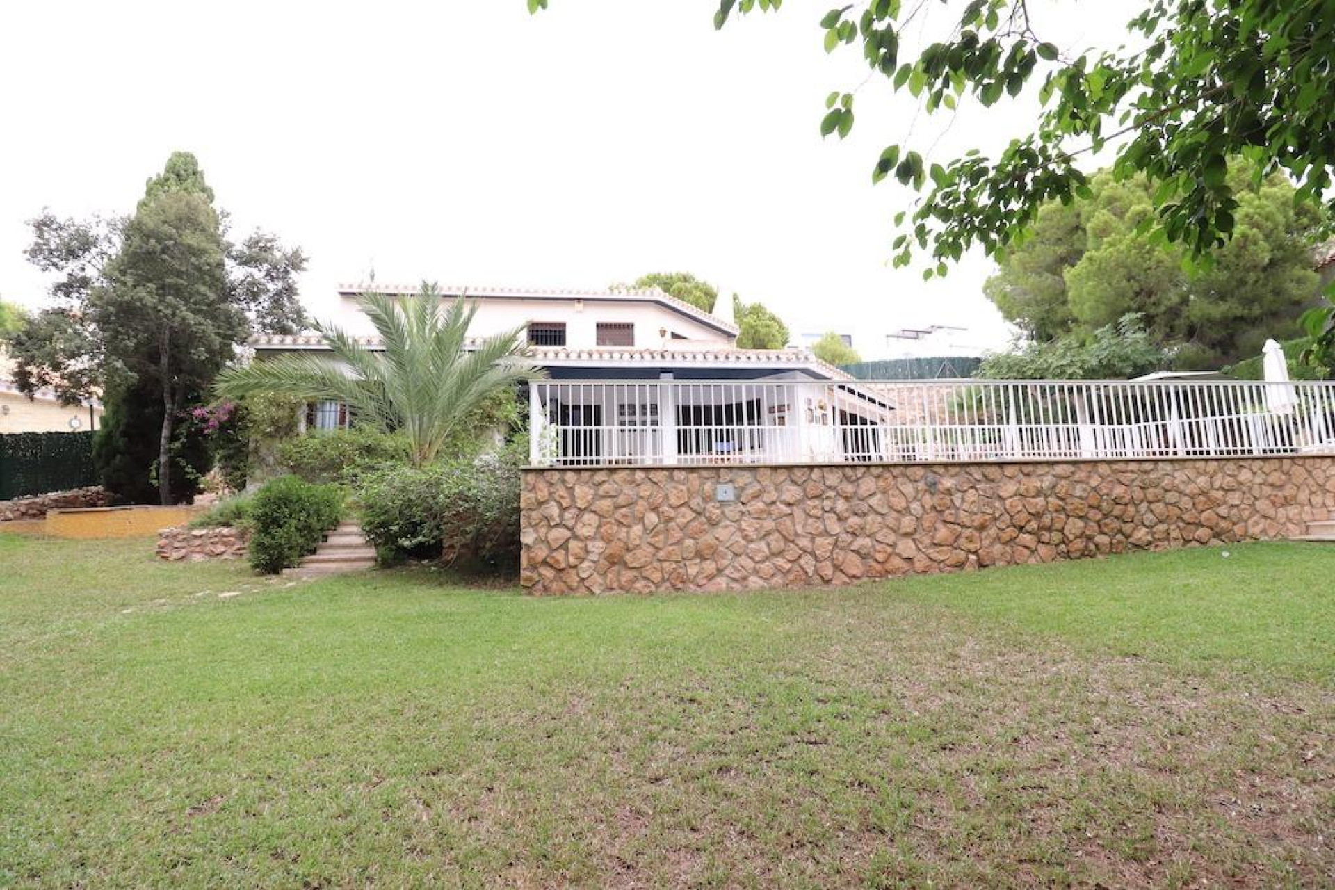 Resale - Villa - Orihuela Costa - Campoamor