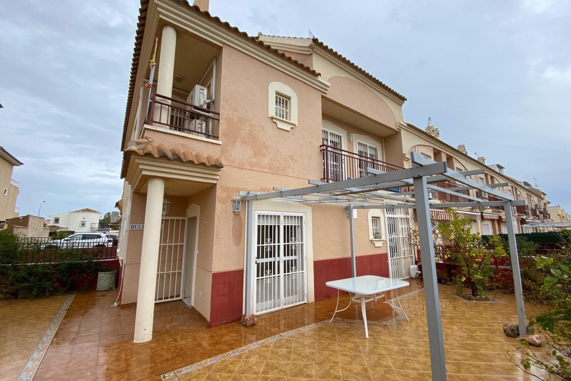 Resale - Villa - Orihuela Costa - La Florida