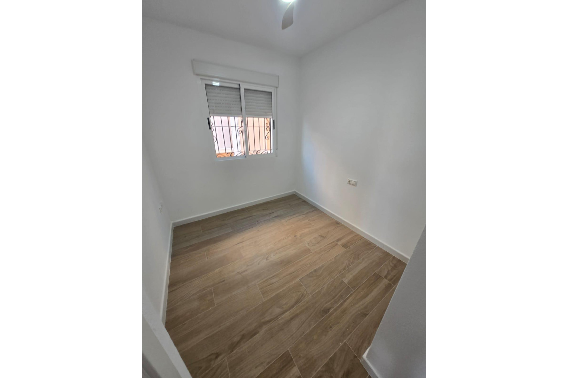 Resale - Villa - Orihuela Costa - La Florida