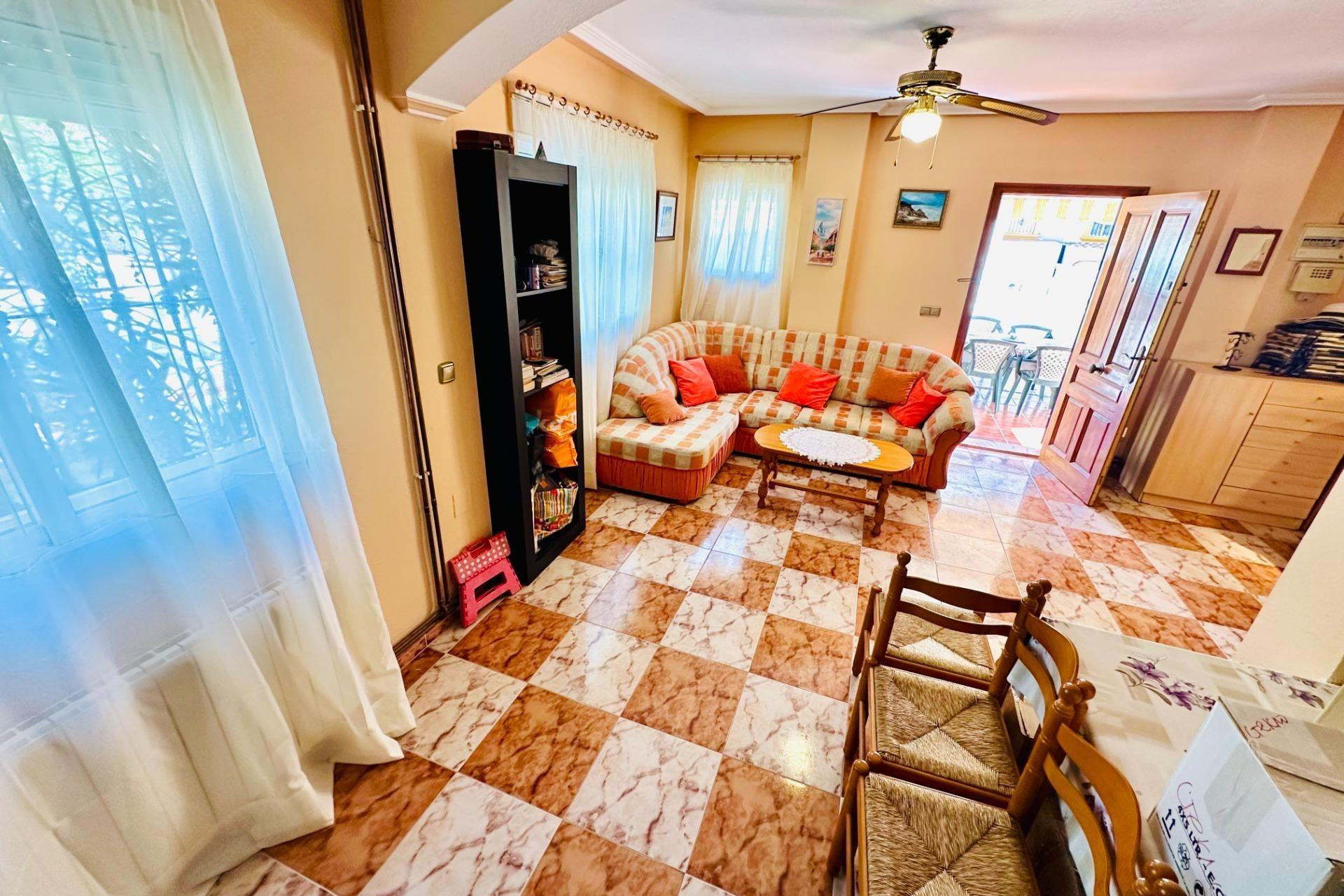 Resale - Villa - Orihuela Costa - La Regia