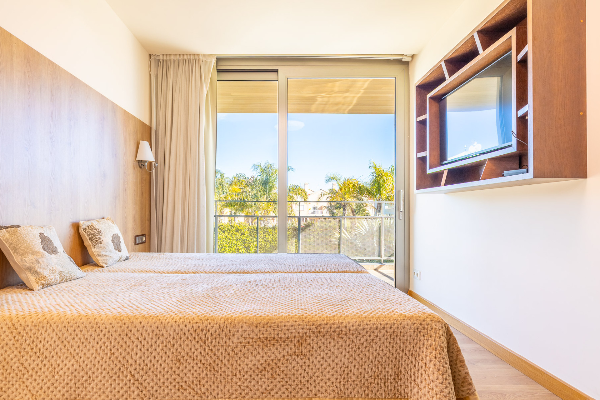 Resale - Villa - Orihuela Costa - La Zenia