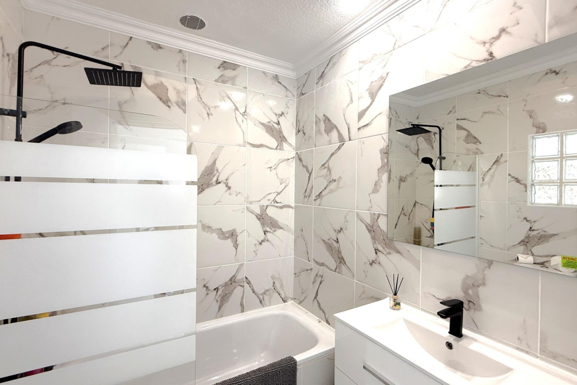 Resale - Villa - Orihuela Costa - La Zenia