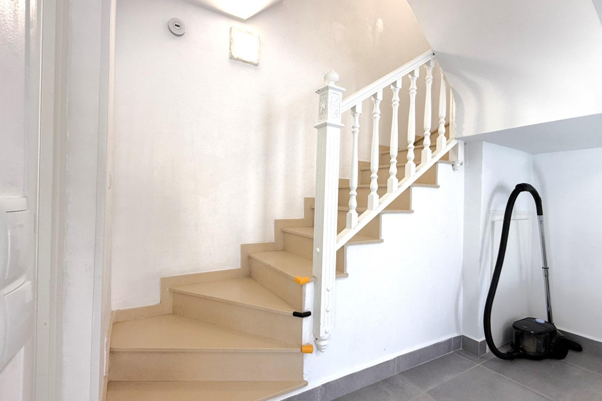 Resale - Villa - Orihuela Costa - La Zenia