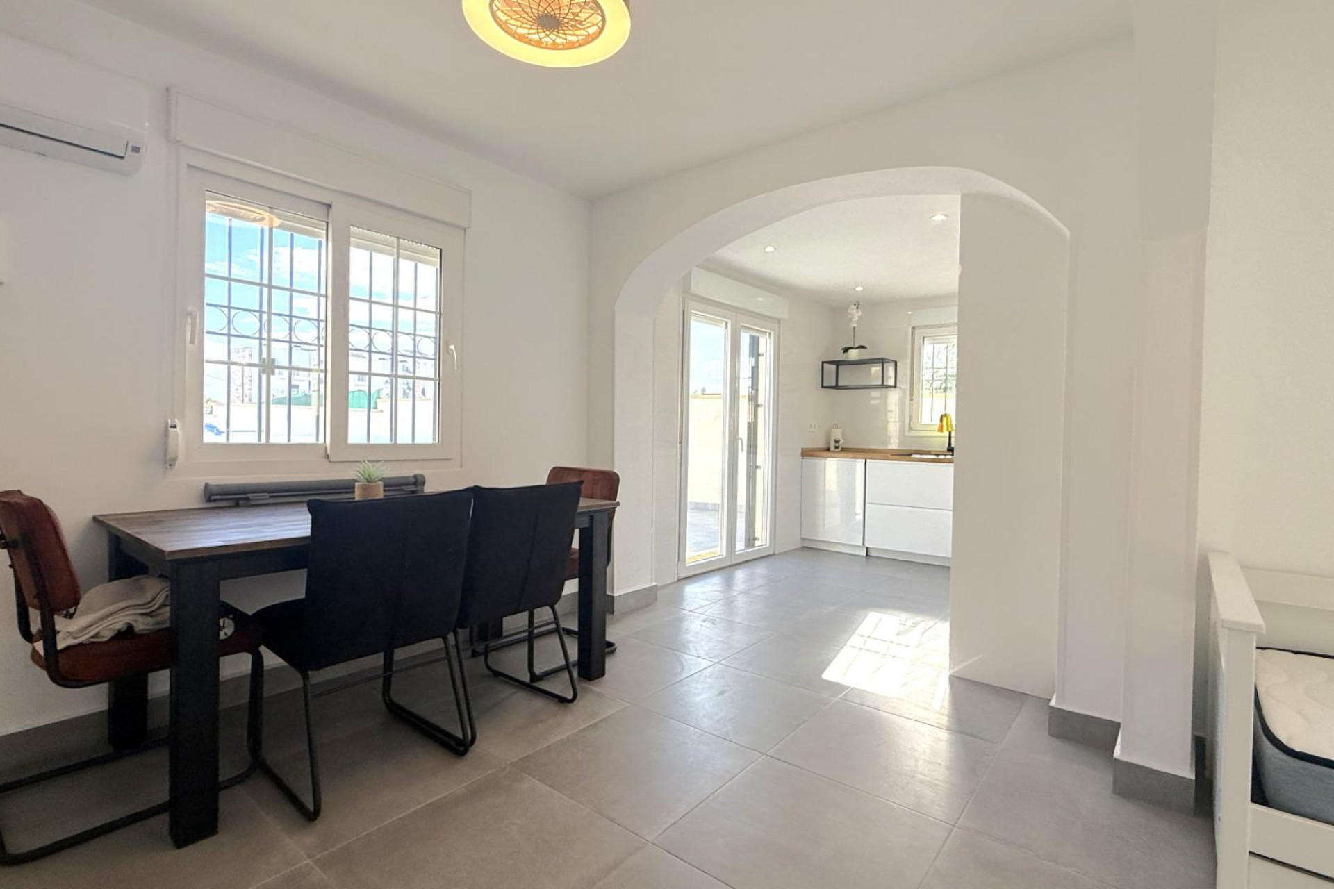 Resale - Villa - Orihuela Costa - La Zenia