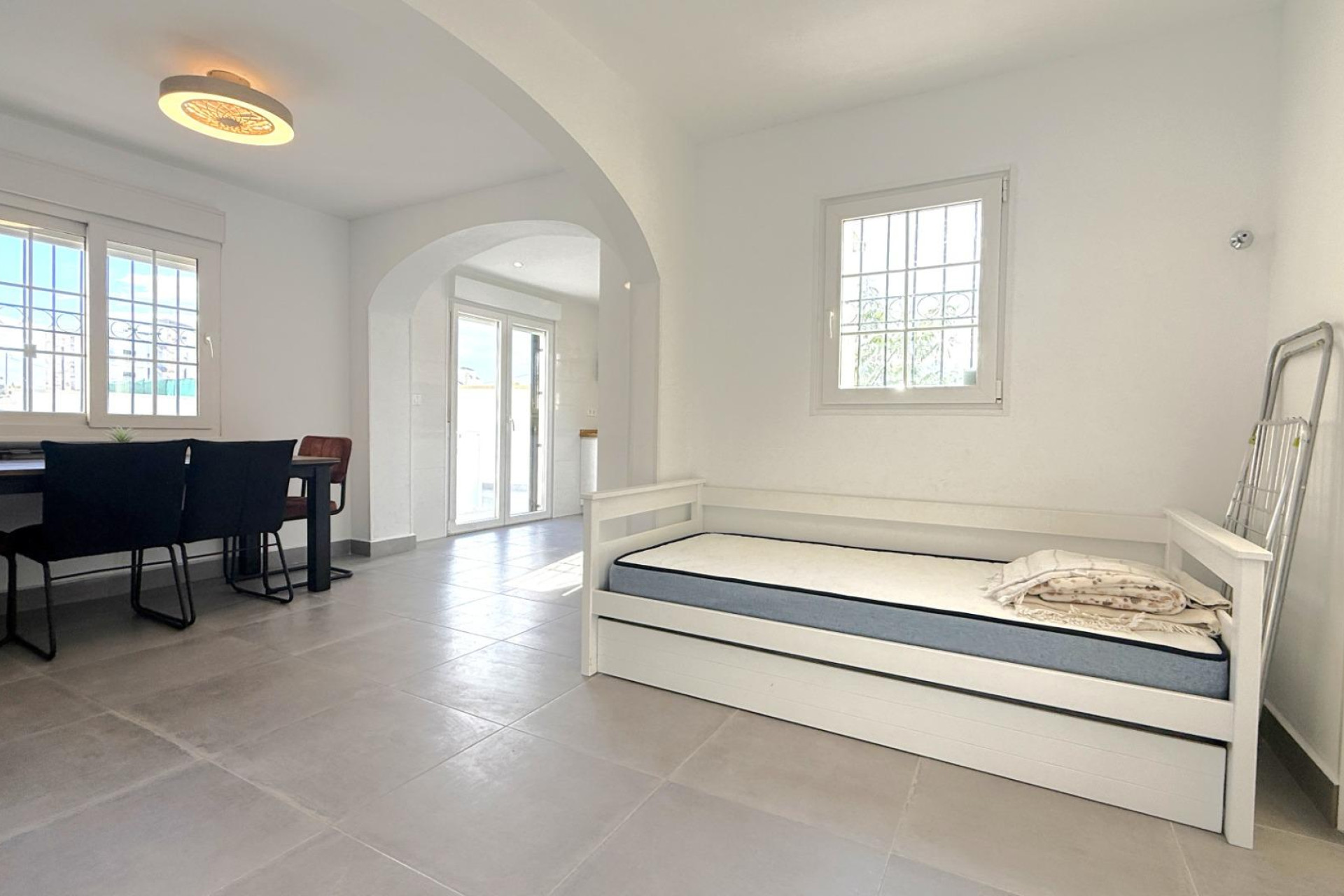 Resale - Villa - Orihuela Costa - La Zenia