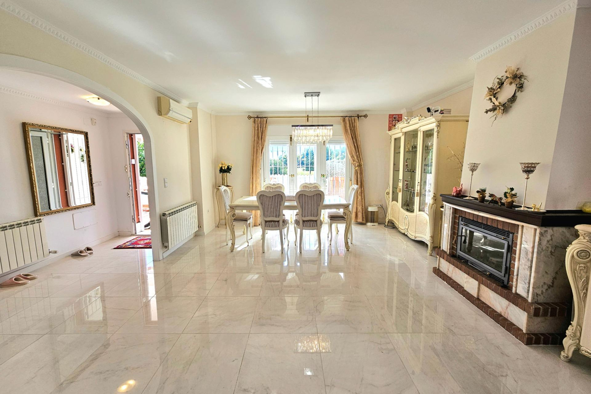 Resale - Villa - Orihuela Costa - Lomas de Campoamor-Las Ramblas