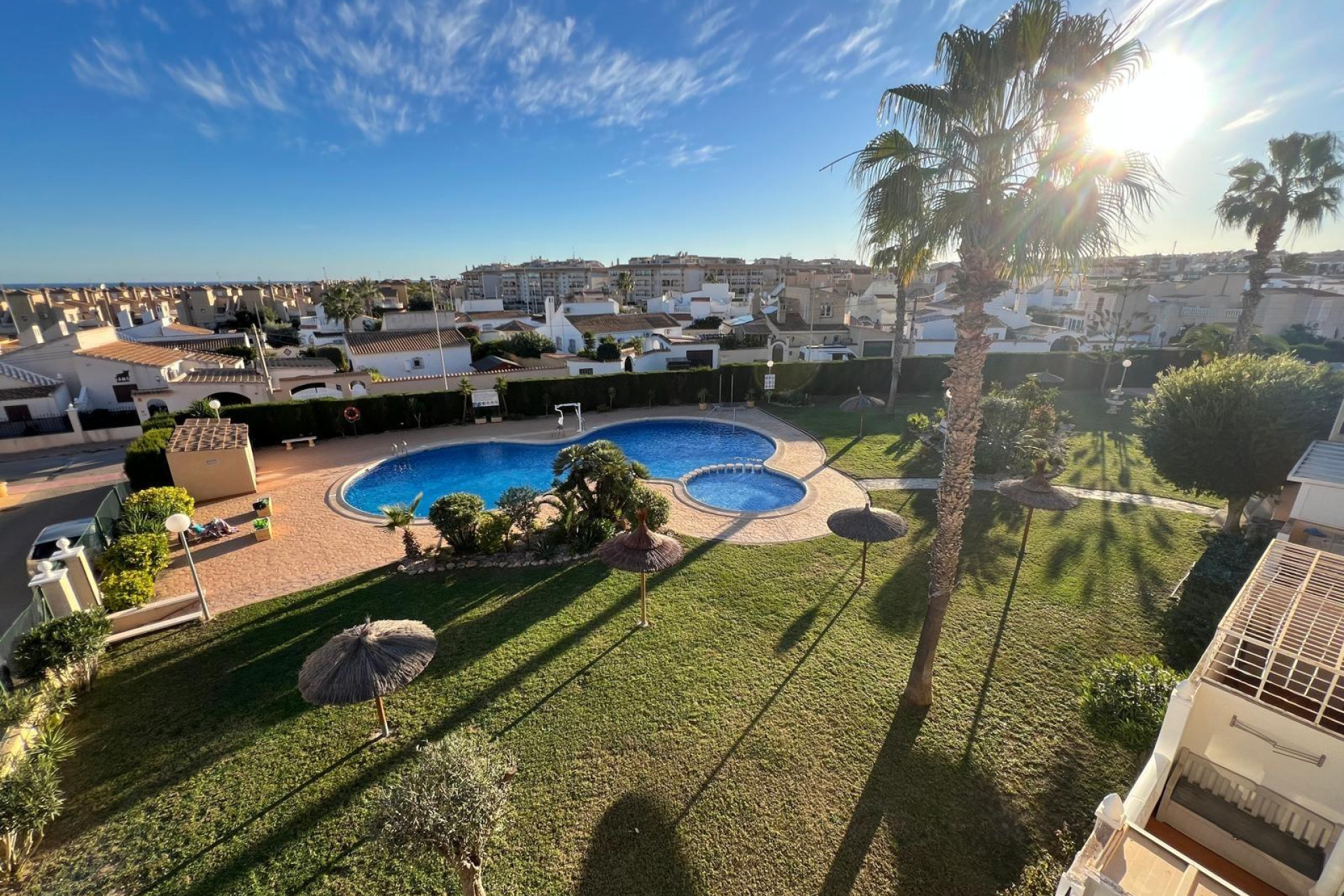 Resale - Villa - Orihuela Costa - Los Almendros-La Florida