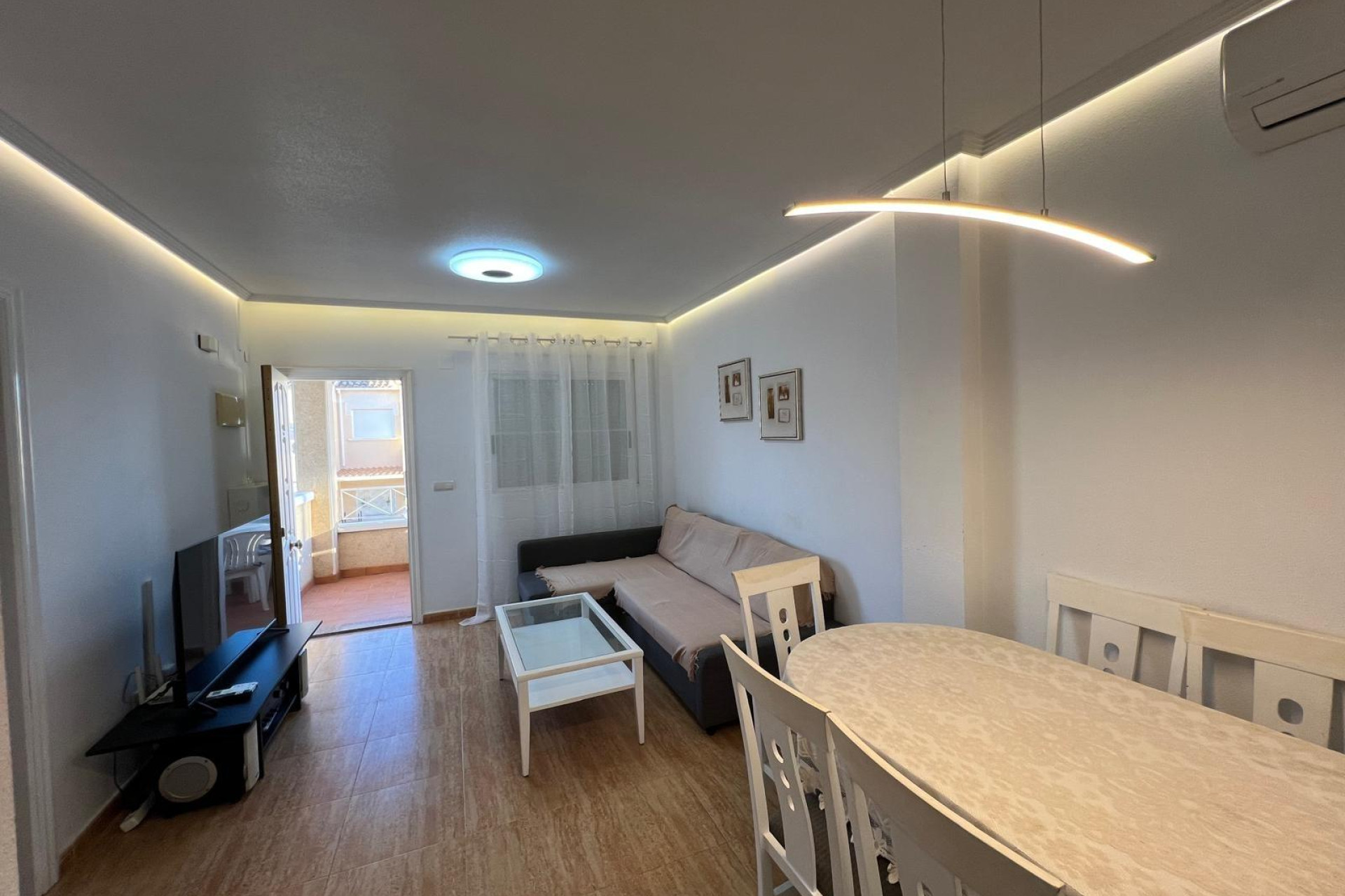 Resale - Villa - Orihuela Costa - Los Almendros-La Florida