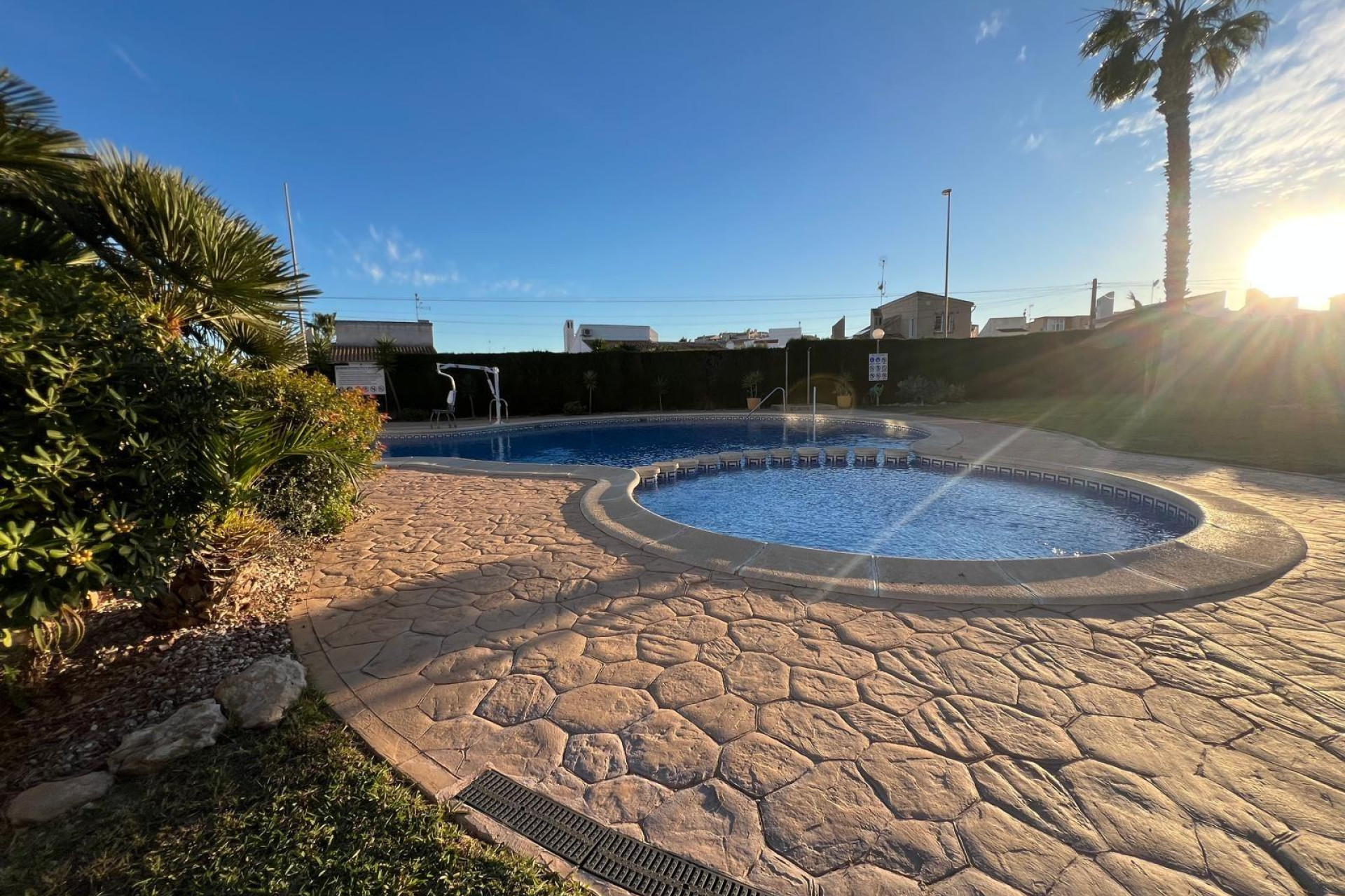 Resale - Villa - Orihuela Costa - Los Almendros-La Florida