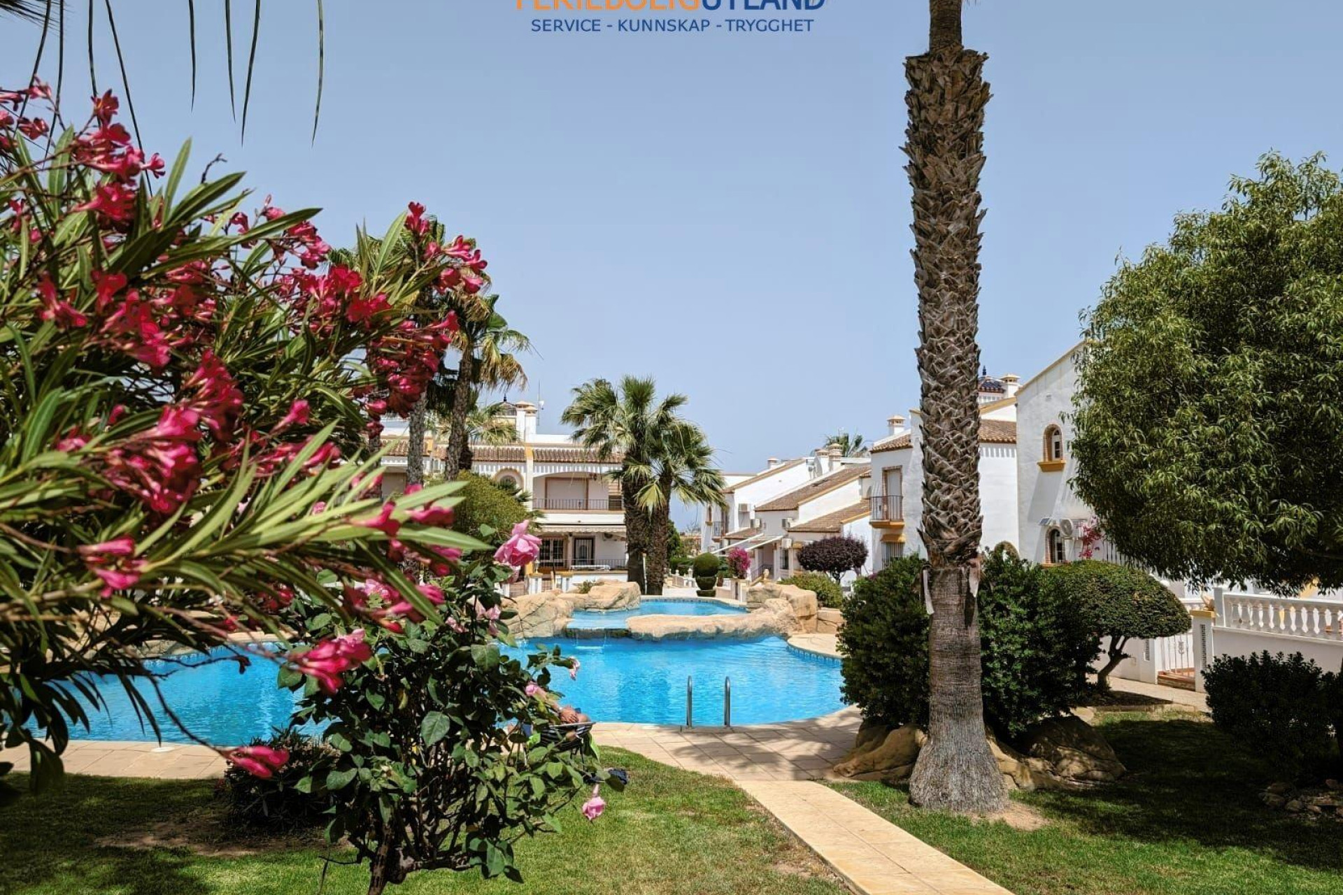 Resale - Villa - Orihuela Costa - Los Dolses