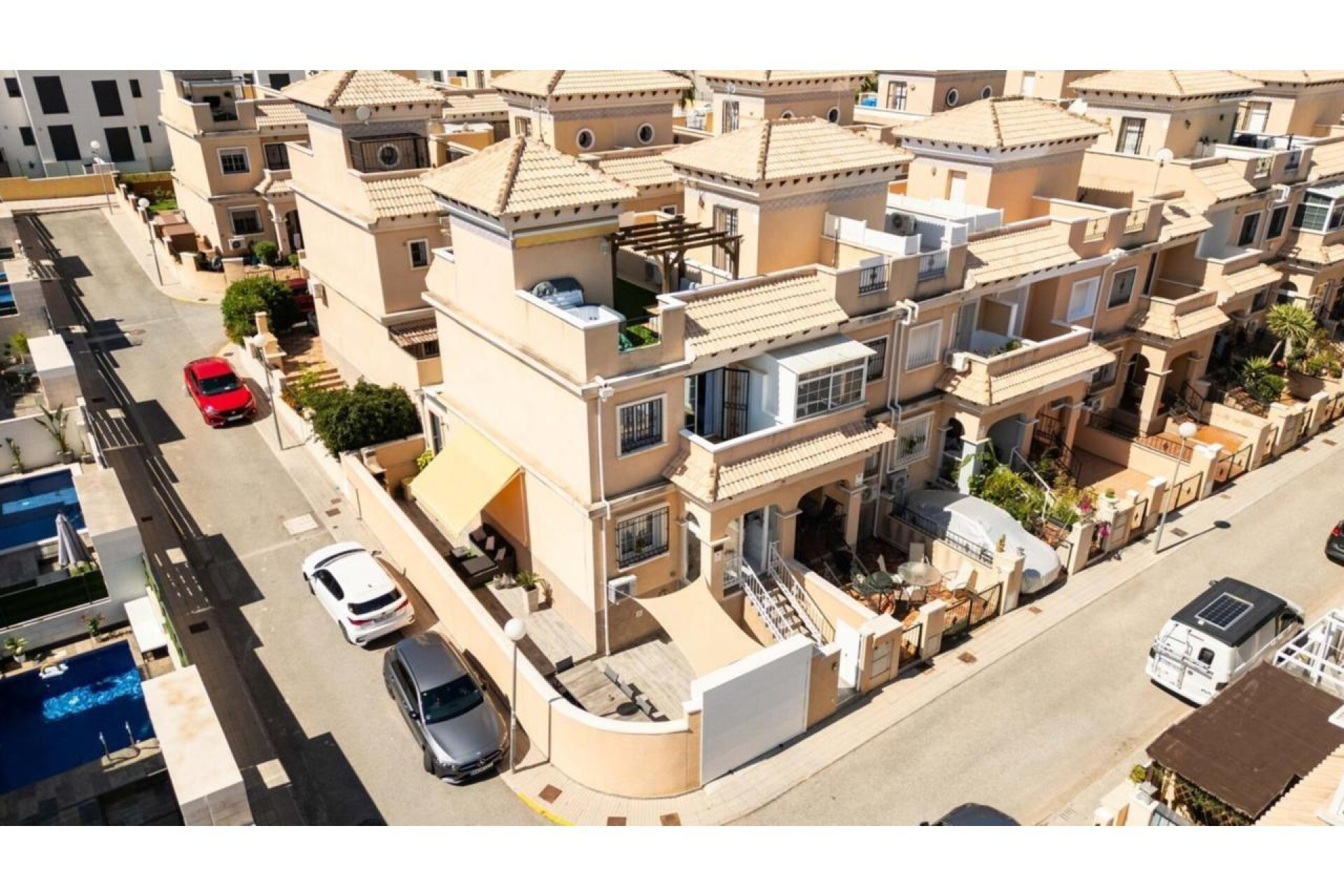 Resale - Villa - Orihuela Costa - Playa Flamenca