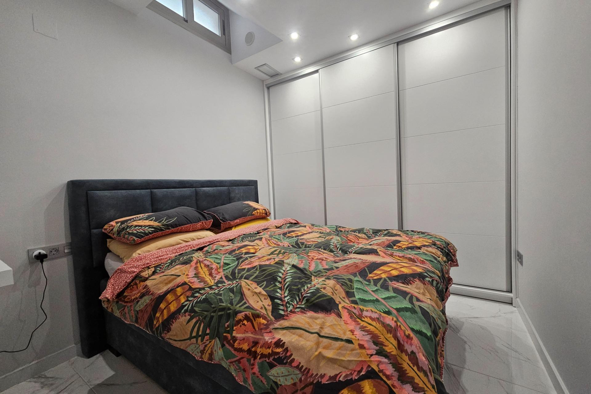 Resale - Villa - Orihuela Costa - Villamartin